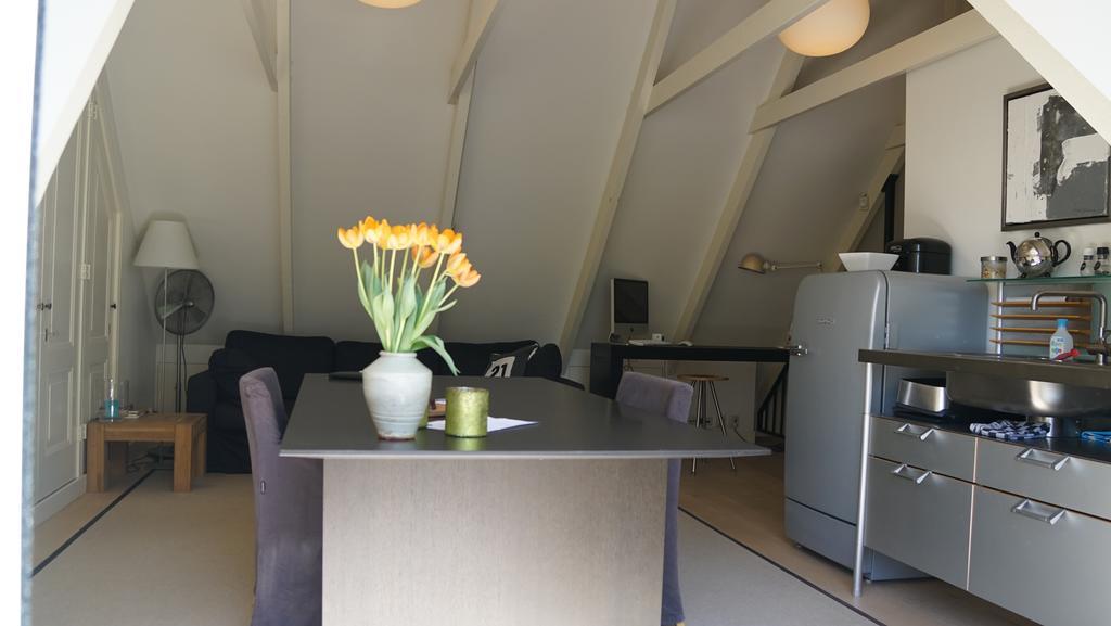 Room One-Twenty-One Naarden Exterior foto